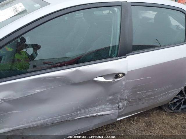 Toyota COROLLA SE 2017 5YFBURHE1HP673334 Image 18