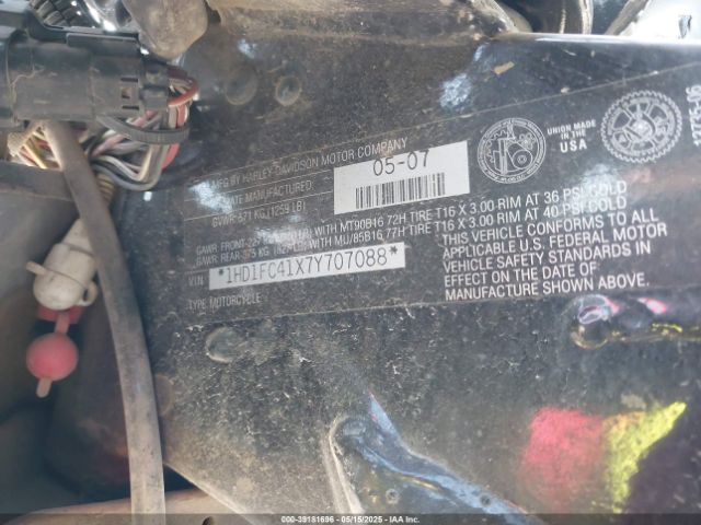 2007 HARLEY-DAVIDSON FLHTCUI 1HD1FC41X7Y707088 Photo 9
