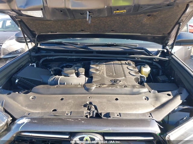 Toyota 4RUNNER SR5 2023 JTEEU5JR3P5295141 Image 10