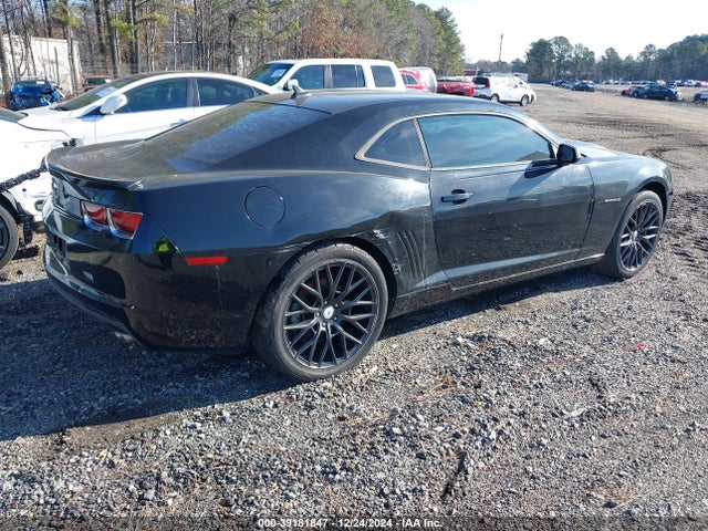 39181847 :رقم المزاد ، 2G1FA1E3XD9241908 vin ، 2013 Chevrolet Camaro 2ls مزاد بيع