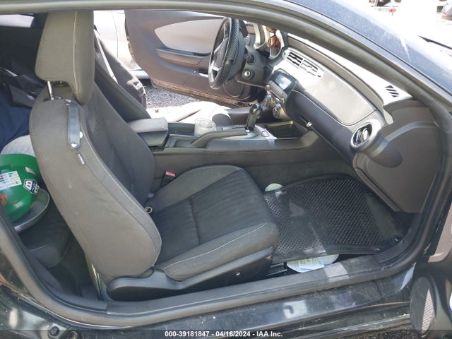 39181847 :رقم المزاد ، 2G1FA1E3XD9241908 vin ، 2013 Chevrolet Camaro 2ls مزاد بيع
