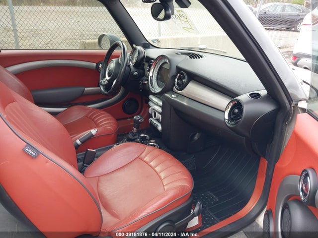 2008 MINI COOPER S WMWMF73558TV32769 Photo 4