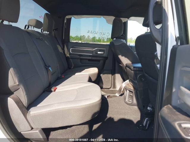 3C6UR5JL8PG587641 RAM 2500 Big Horn  4x4 8' Box