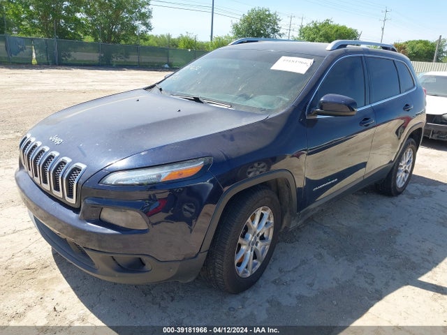 Jeep Cherokee Latitude 2015 1C4PJLCS3FW670383 Image 2