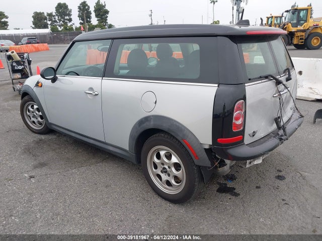 2014 MINI CLUBMAN WMWZF3C51ET493253 Photo 2