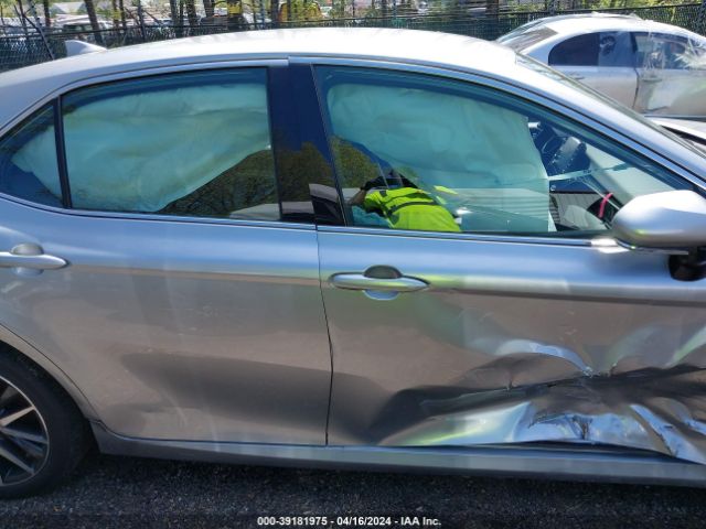 4T1F11AK1RU873352 Toyota CAMRY XLE