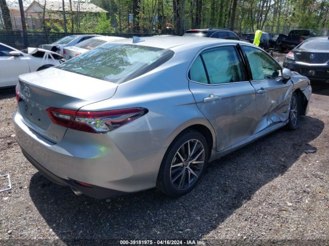 4T1F11AK1RU873352 Toyota CAMRY XLE