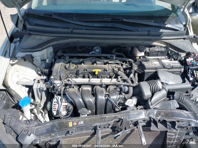 Hyundai Elantra Value Edition 2018 5NPD84LF5JH262635 Image 10