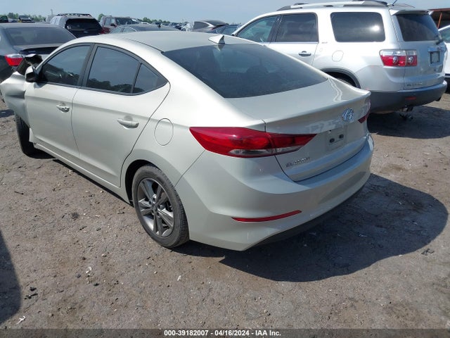 Hyundai Elantra Value Edition 2018 5NPD84LF5JH262635 Image 3