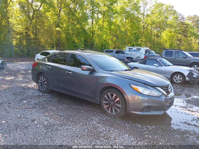 2017 1N4AL3AP3HC219592 main image