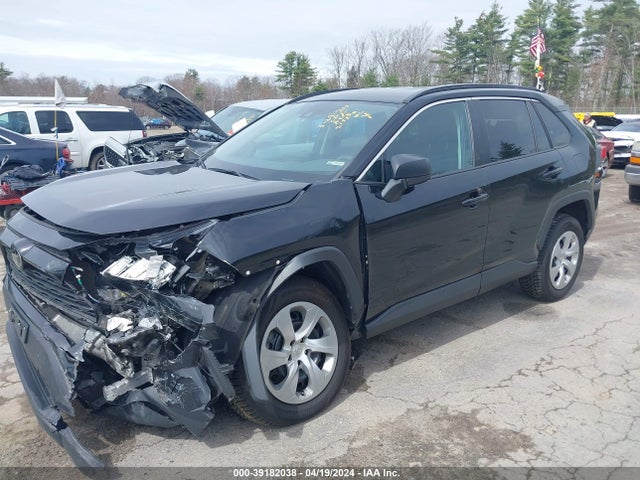 Toyota RAV4 LE 2019 2T3F1RFV1KW032761 Image 2