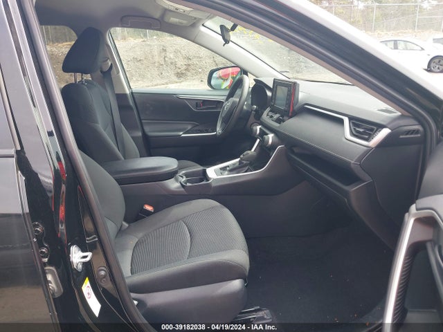 Toyota RAV4 LE 2019 2T3F1RFV1KW032761 Image 5