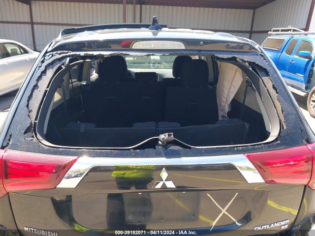 JA4AD3A3XHZ007834 Mitsubishi Outlander Se/sel