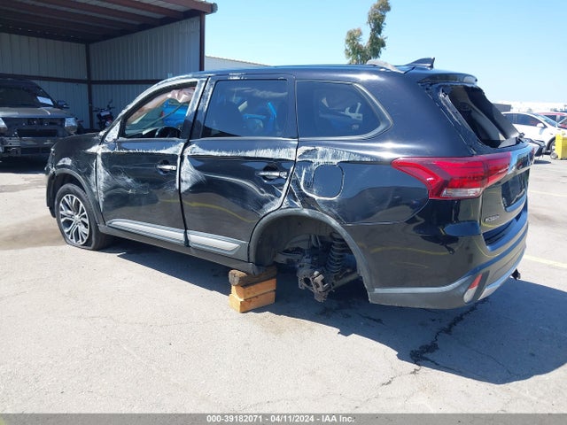 JA4AD3A3XHZ007834 Mitsubishi Outlander Se/sel