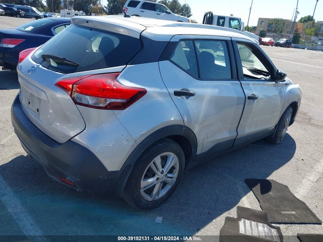Nissan KICKS S 2019 3N1CP5CU0KL512418 Image 4