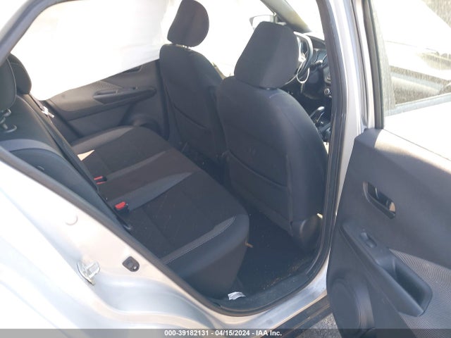 Nissan KICKS S 2019 3N1CP5CU0KL512418 Image 8