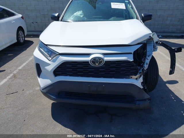 Toyota RAV4 LE 2019 2T3H1RFV4KW001030 Image 12