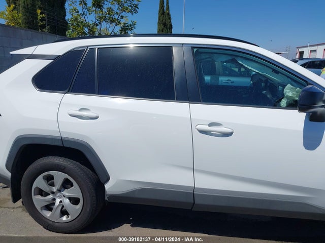 Toyota RAV4 LE 2019 2T3H1RFV4KW001030 Image 13
