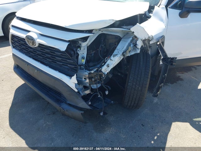 Toyota RAV4 LE 2019 2T3H1RFV4KW001030 Image 6