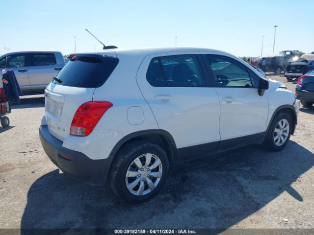 3GNCJKSB8FL245569 Chevrolet Trax 1ls