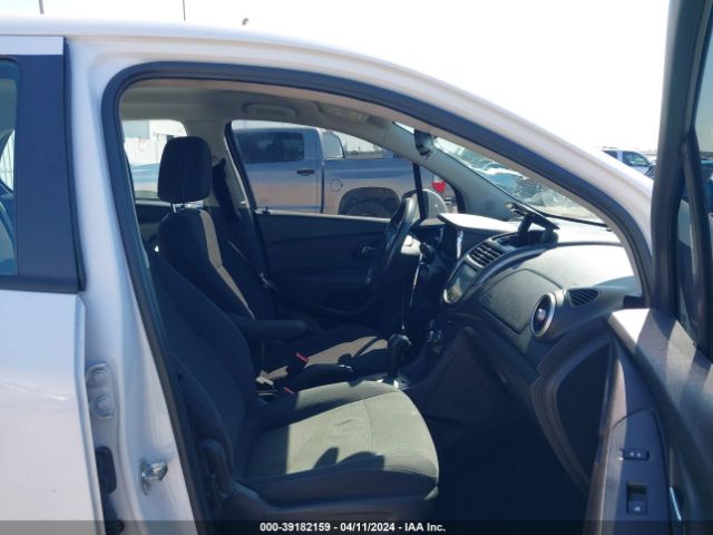 3GNCJKSB8FL245569 Chevrolet Trax 1ls