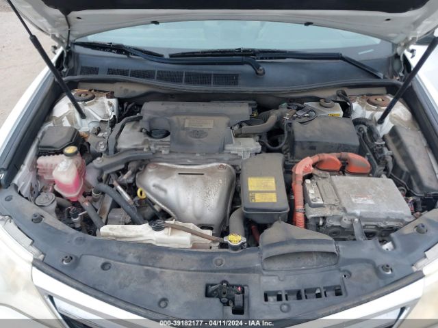4T1BD1FKXEU103272 Toyota Camry Hybrid Le