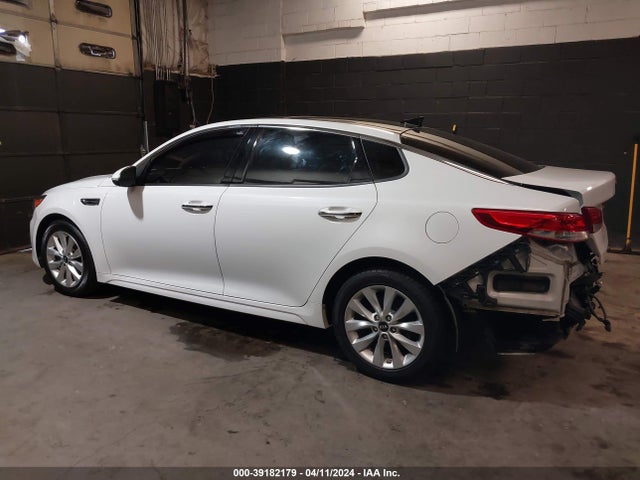 KIA OPTIMA EX 2016 5XXGU4L33GG089622 Image 3