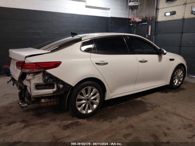 KIA OPTIMA EX 2016 5XXGU4L33GG089622 Image 4