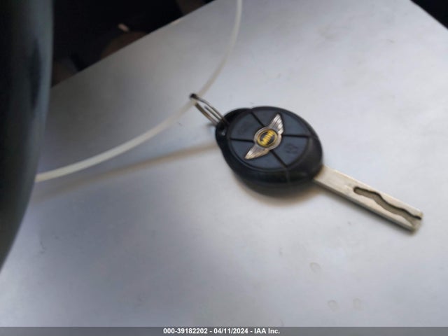 2005 MINI COOPER WMWRC33415TJ68702 Photo 10