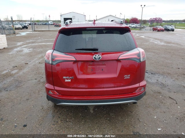 Toyota Rav4 Xle 2018 JTMRFREV2JD256505 Image 17