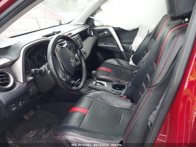 Toyota Rav4 Xle 2018 JTMRFREV2JD256505 Image 5