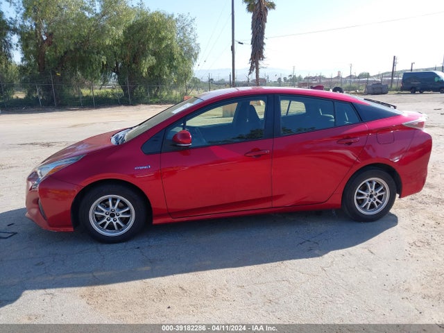 Toyota Prius Two 2016 JTDKBRFU1G3524865 Image 14