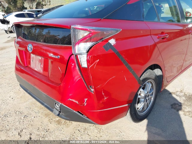 Toyota Prius Two 2016 JTDKBRFU1G3524865 Image 6