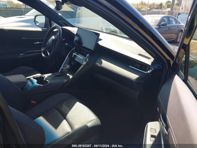 Toyota Venza Limited 2021 JTEAAAAH0MJ020157 Image 5