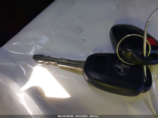 JTLZE4FE9FJ070865 Scion XB