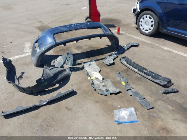 JTLZE4FE9FJ070865 Scion XB