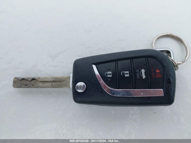 Toyota COROLLA LE 2020 JTDEPRAE2LJ038229 Image 11