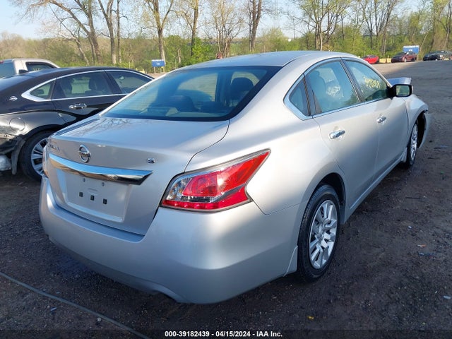 Nissan Altima 2.5 S 2015 1N4AL3APXFC444542 Image 4
