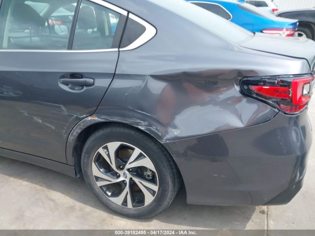4S3BWAC69N3004311 Subaru Legacy Premium