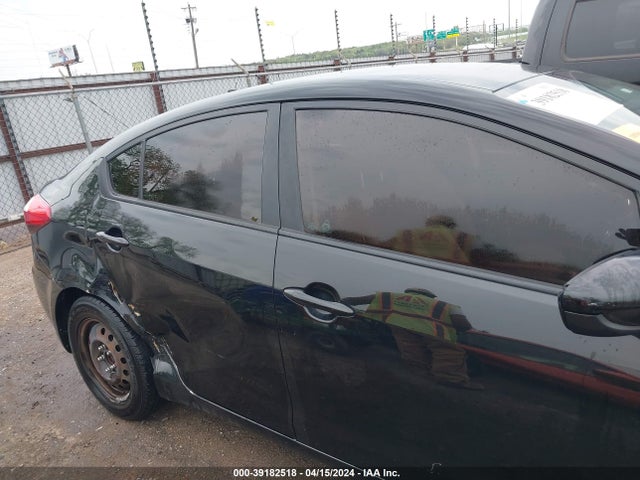 KIA FORTE LX 2016 KNAFK4A6XG5479794 Image 6