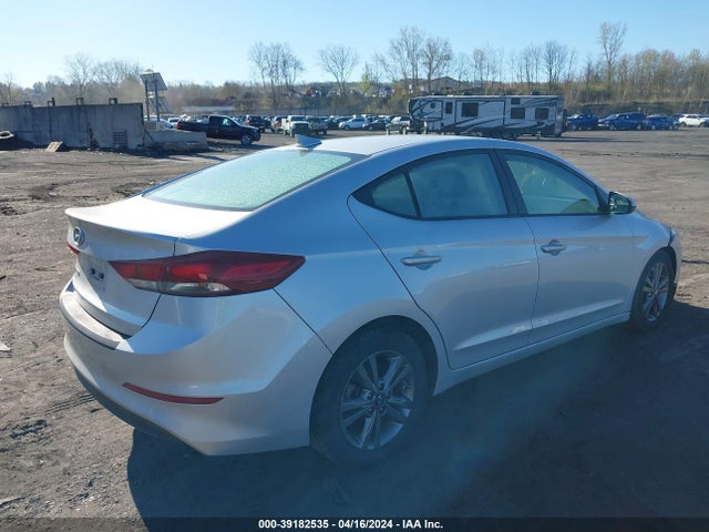 Hyundai ELANTRA SEL 2018 5NPD84LF7JH265228 Image 4