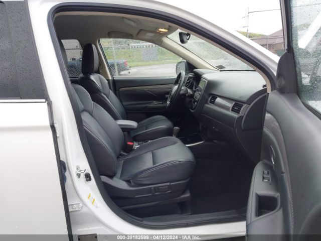 JA4AZ3A30KZ039331 Mitsubishi Outlander Es