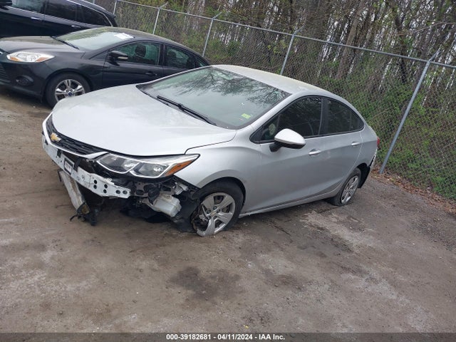 Chevrolet Cruze Ls Auto 2018 1G1BC5SM9J7226116 Image 2