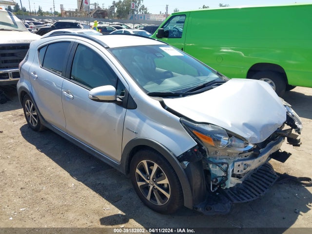2018 JTDKDTB34J1614440 main image