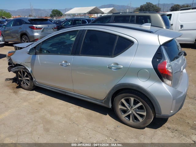 Toyota Prius C One 2018 JTDKDTB34J1614440 Image 14
