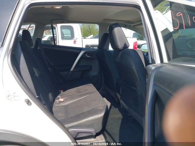 Toyota Rav4 Xle 2015 2T3WFREVXFW195532 Image 8
