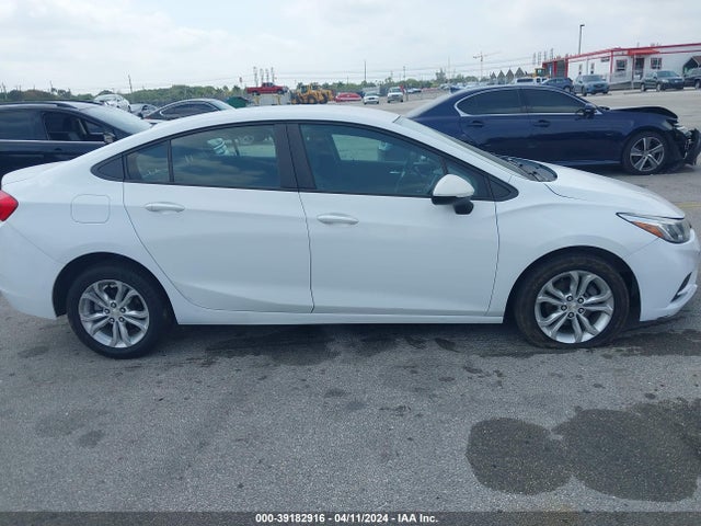Chevrolet CRUZE LS 2019 1G1BC5SM9K7152729 Image 13