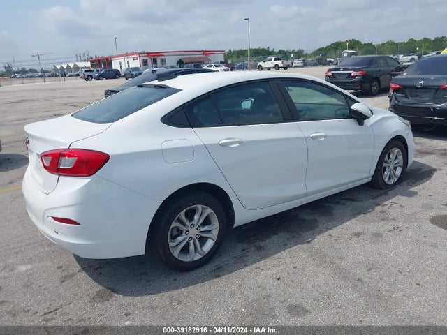 Chevrolet CRUZE LS 2019 1G1BC5SM9K7152729 Image 4