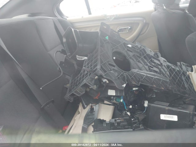 Ford Police Interceptor 2014 1FAHP2MK7EG127919 Image 8