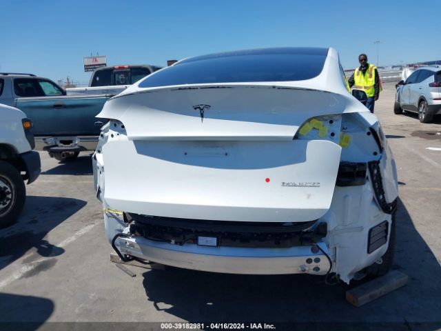 7SAYGDEF4NF460437 Tesla Model Y Performance Dual Motor All-wheel Drive